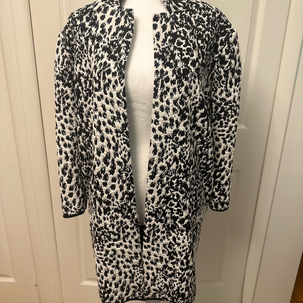 NWT Cheetah Jacquard 3/4 Length with pockets Jacket Size XS